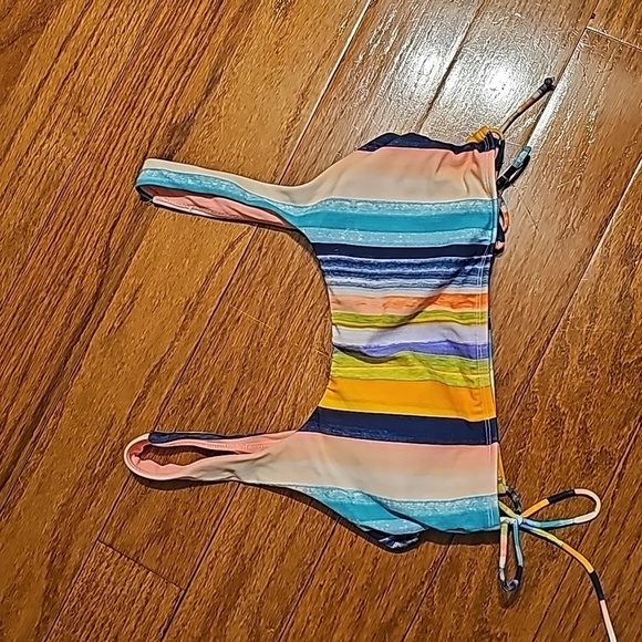 Body Glove Maxim Cropped Tank Bikini Top•L - Picture 9 of 12